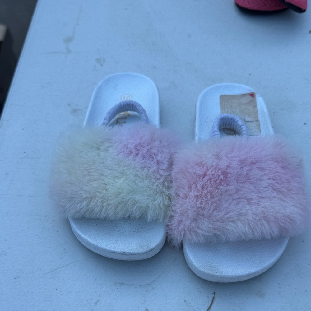 Fluffy Pink and White Kids Slide Sandals